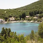 Holiday Home *