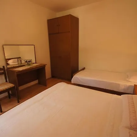 Holiday Home * ヴィス